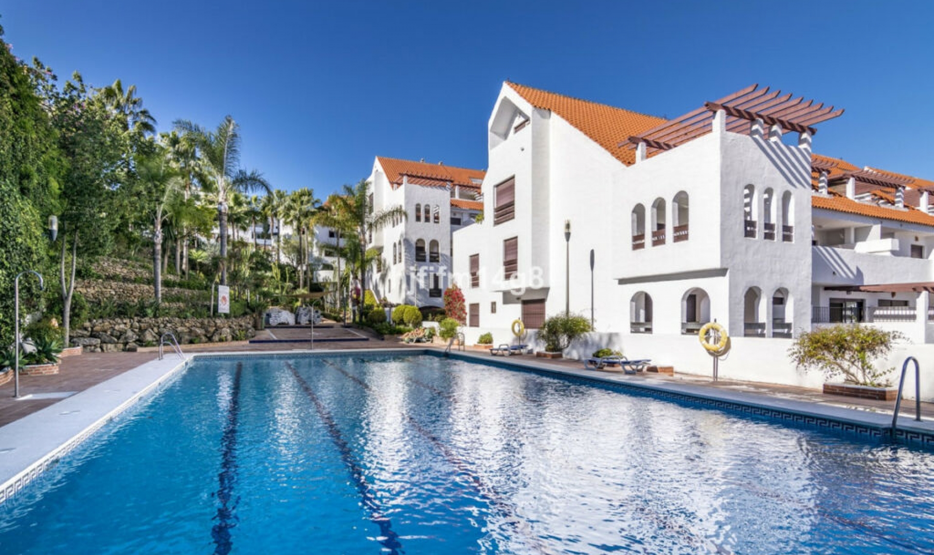 Resale - Apartment -
Nueva Andalucía