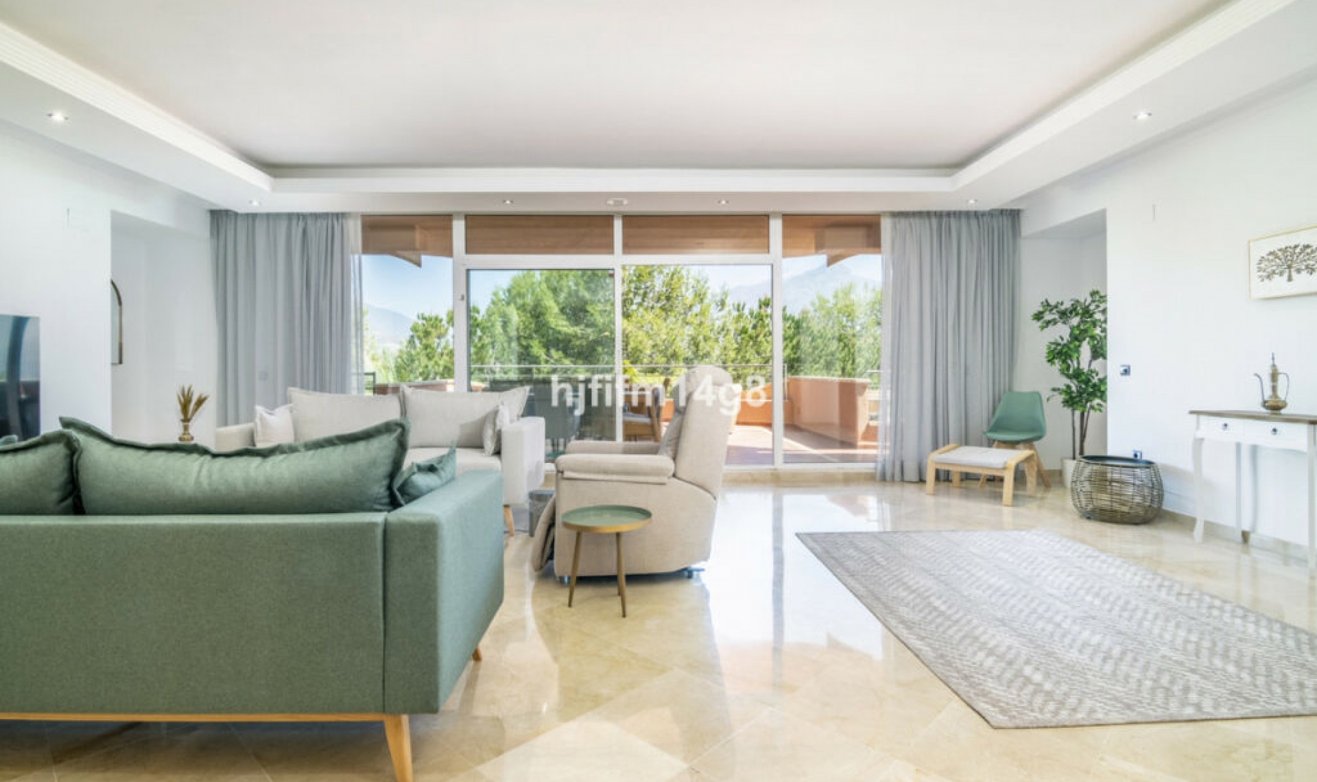 Resale - Apartment -
Nueva Andalucía
