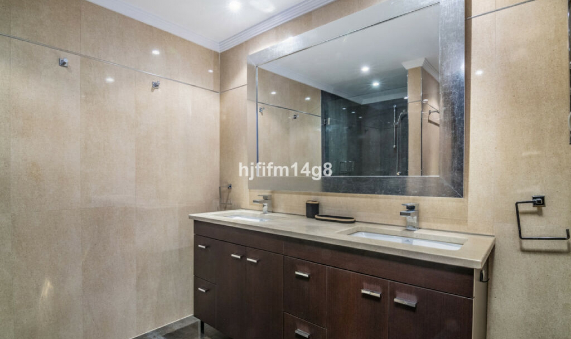 Resale - Apartment -
Nueva Andalucía