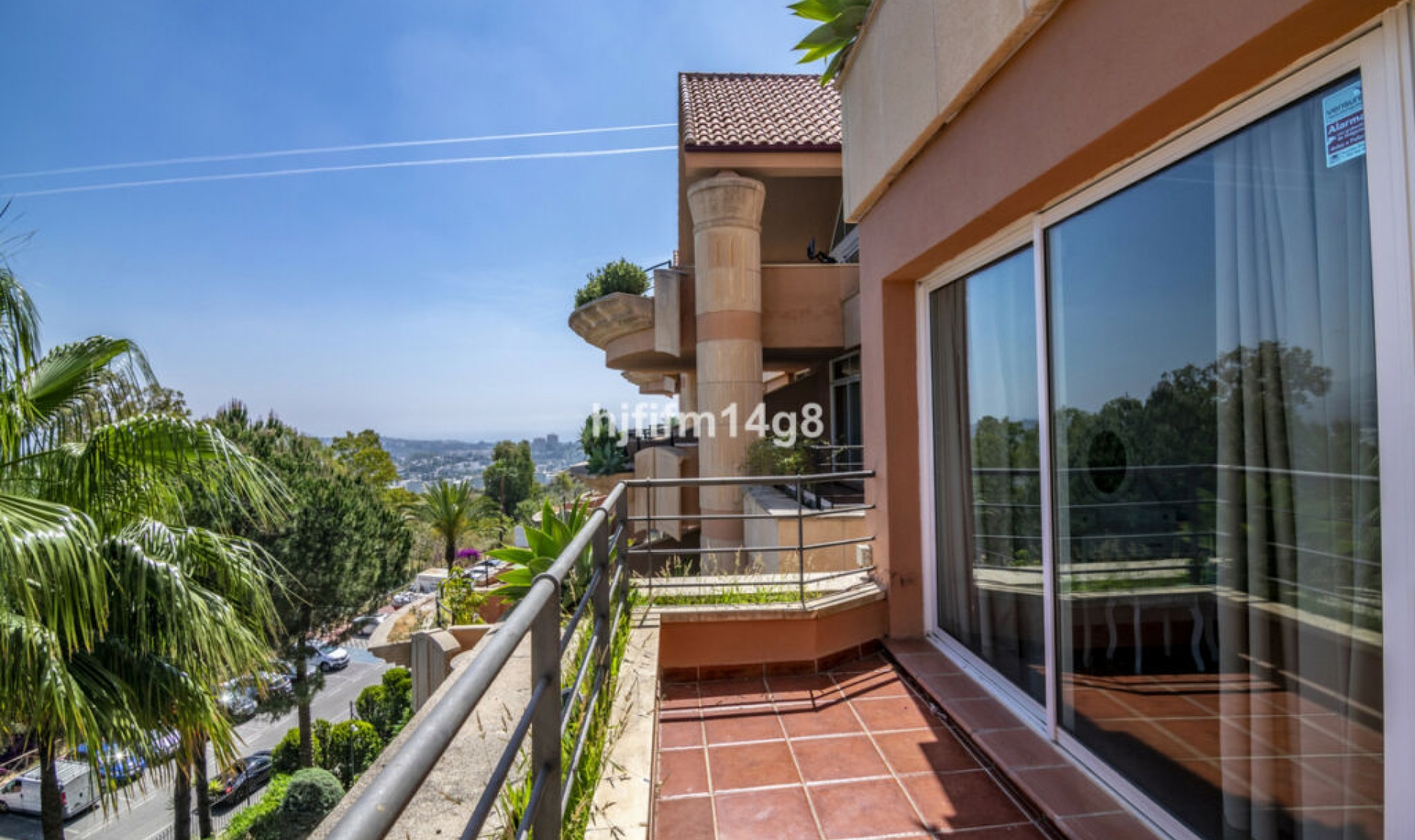 Resale - Apartment -
Nueva Andalucía