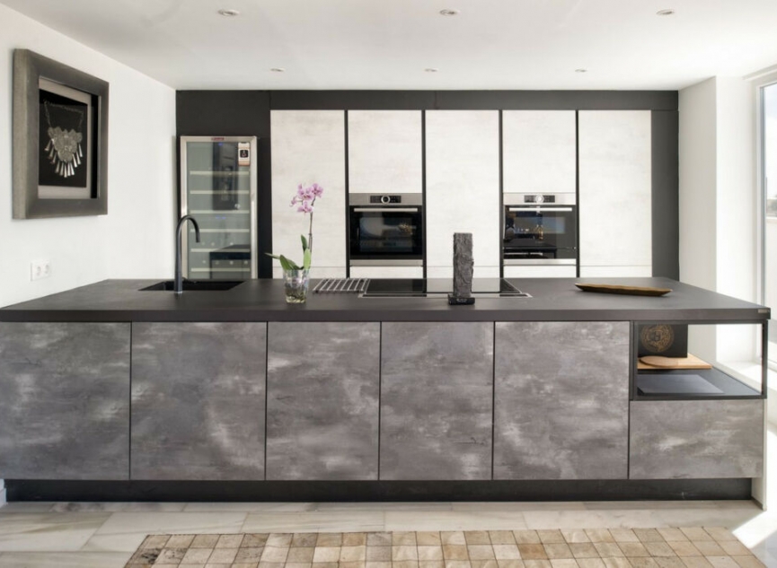 Resale - Apartment -
Nueva Andalucía