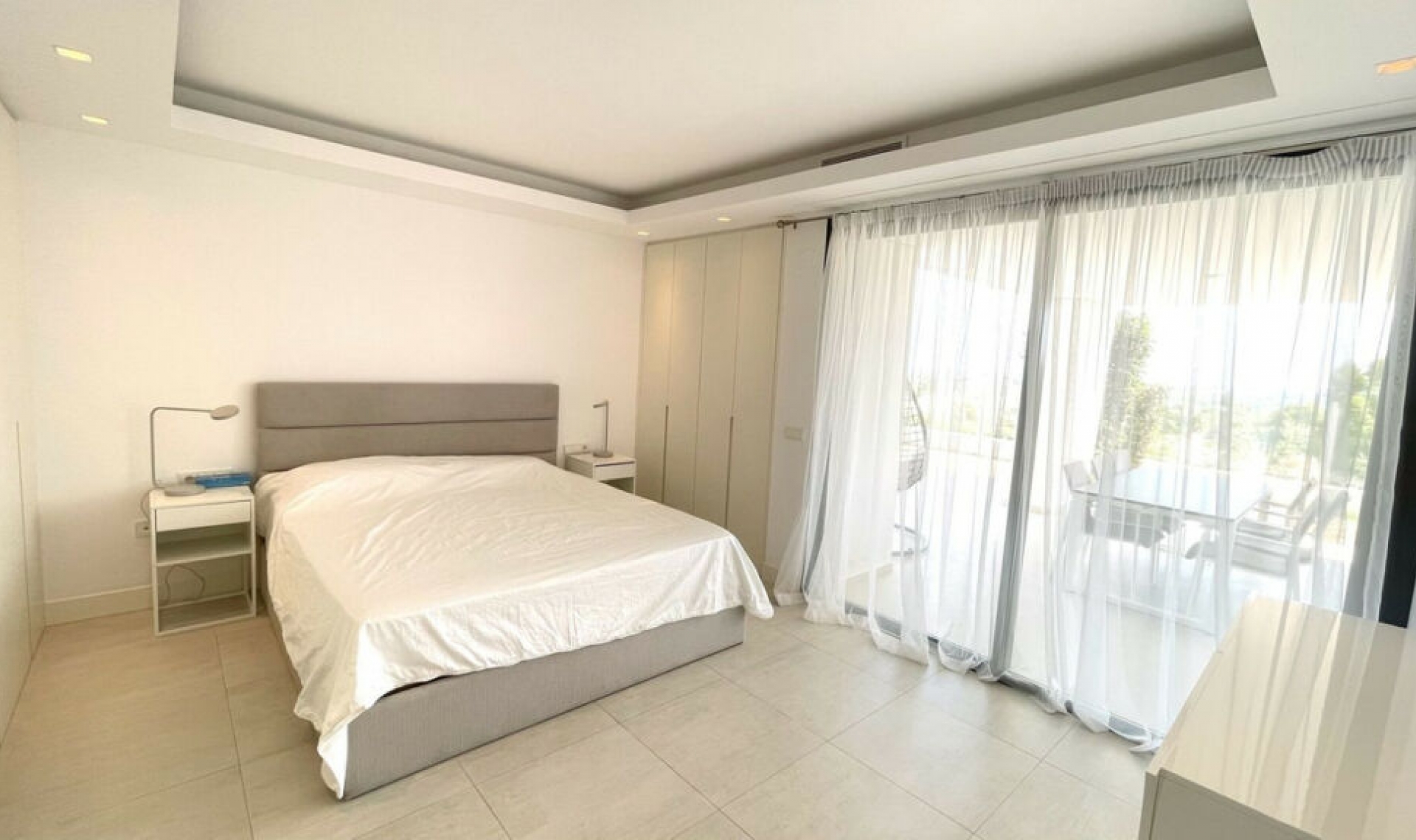 Resale - Apartment -
Nueva Andalucía