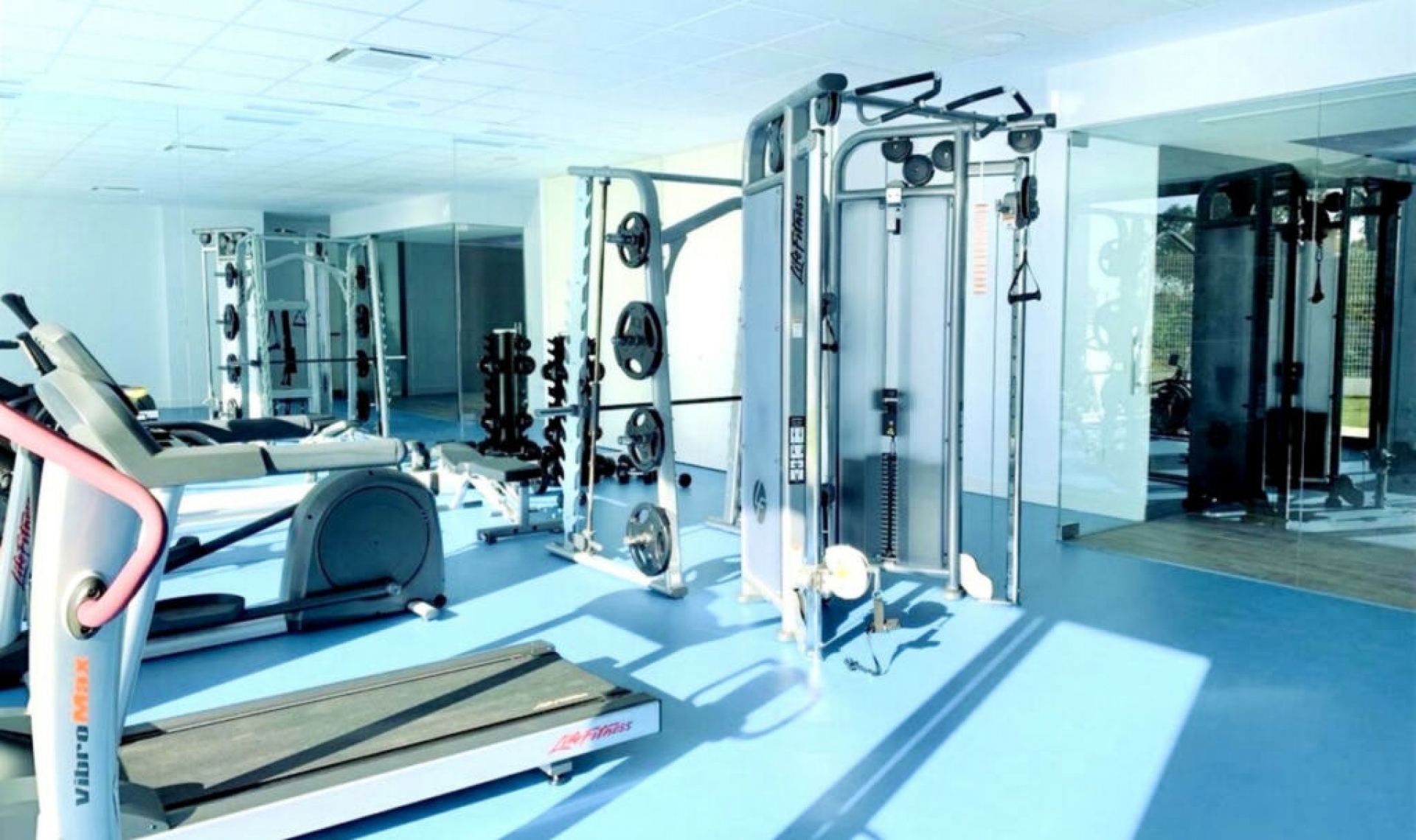 Resale - Apartment -
Nueva Andalucía