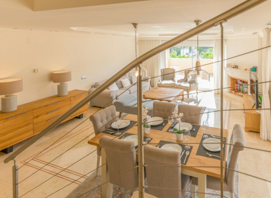 Resale - Apartment -
Nueva Andalucía