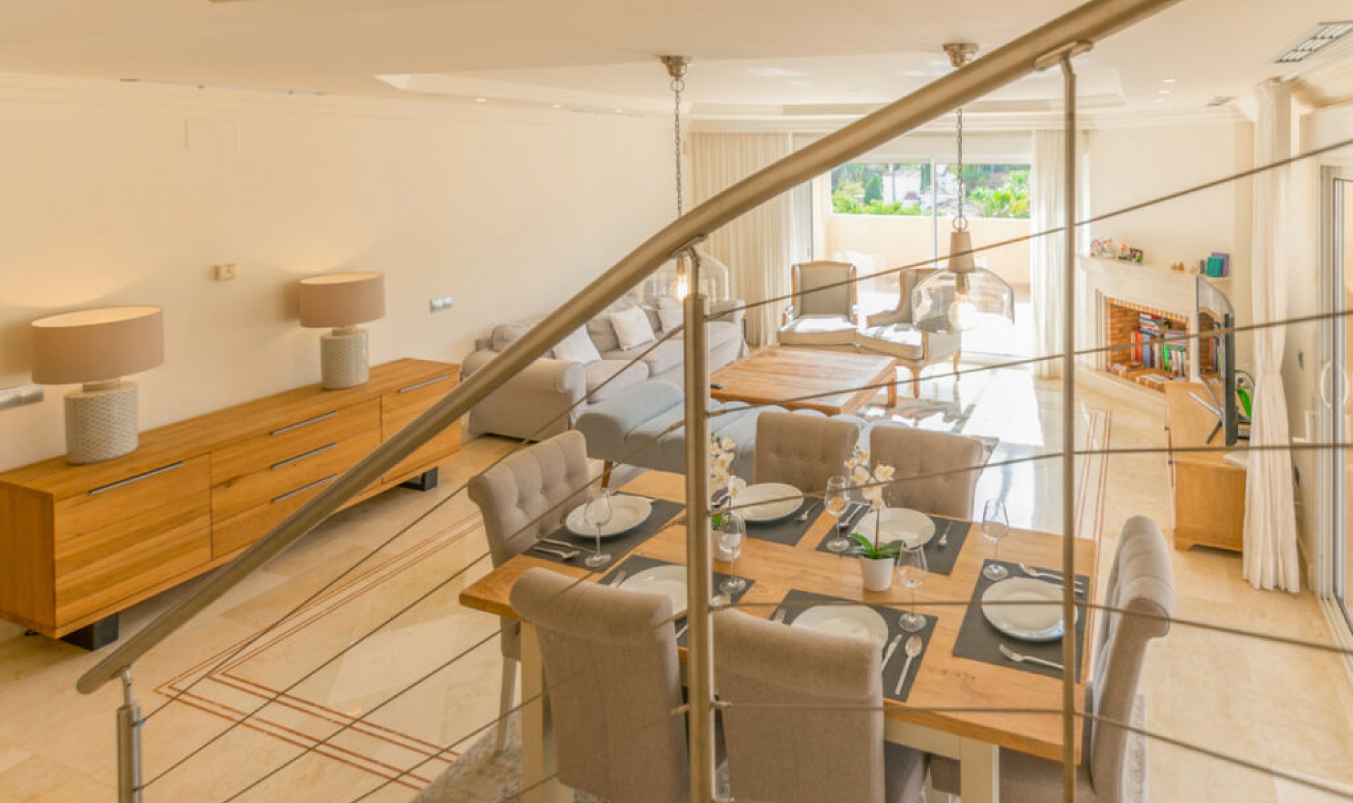 Resale - Apartment -
Nueva Andalucía