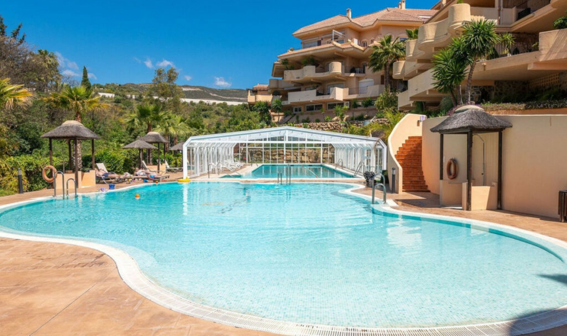 Resale - Apartment -
Nueva Andalucía