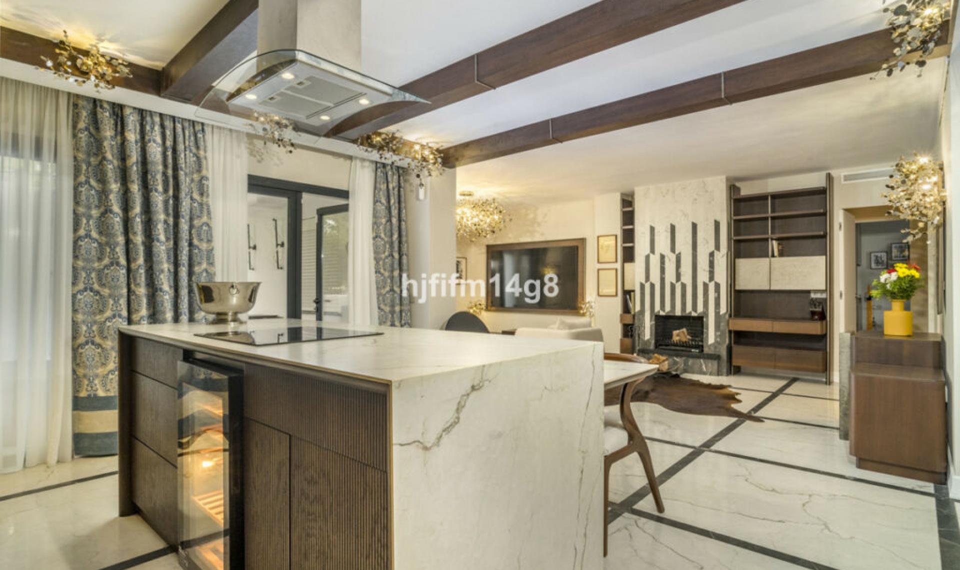 Resale - Apartment -
Nueva Andalucía