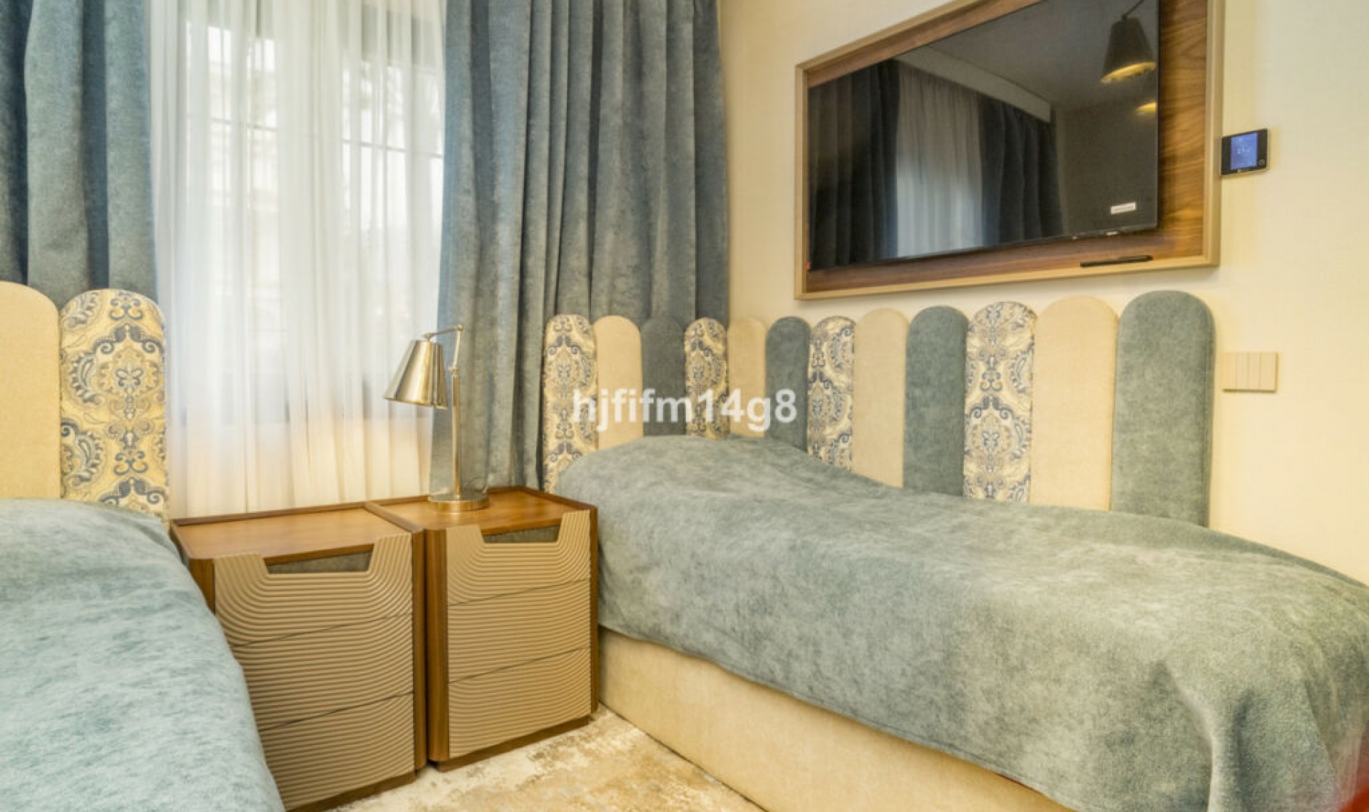 Resale - Apartment -
Nueva Andalucía