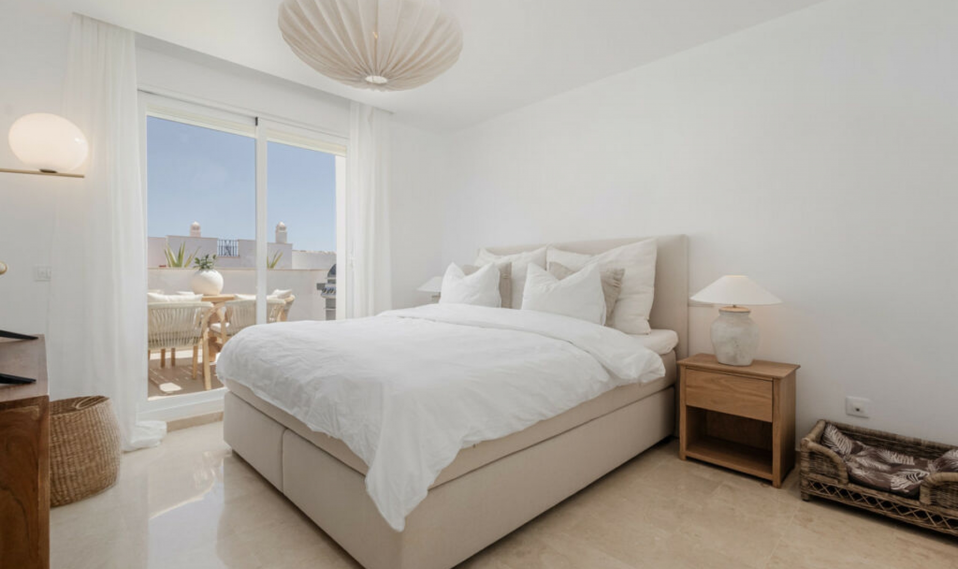 Resale - Apartment -
Nueva Andalucía