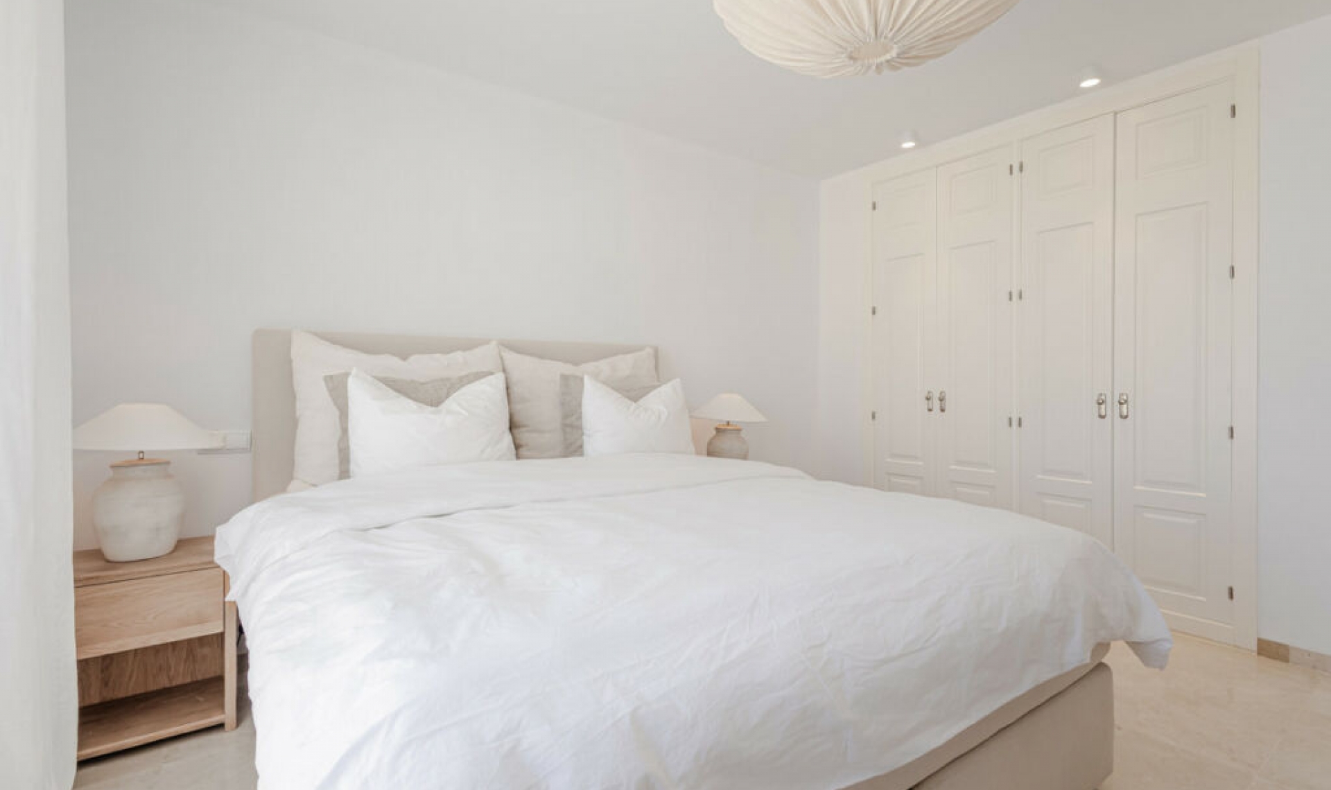 Resale - Apartment -
Nueva Andalucía