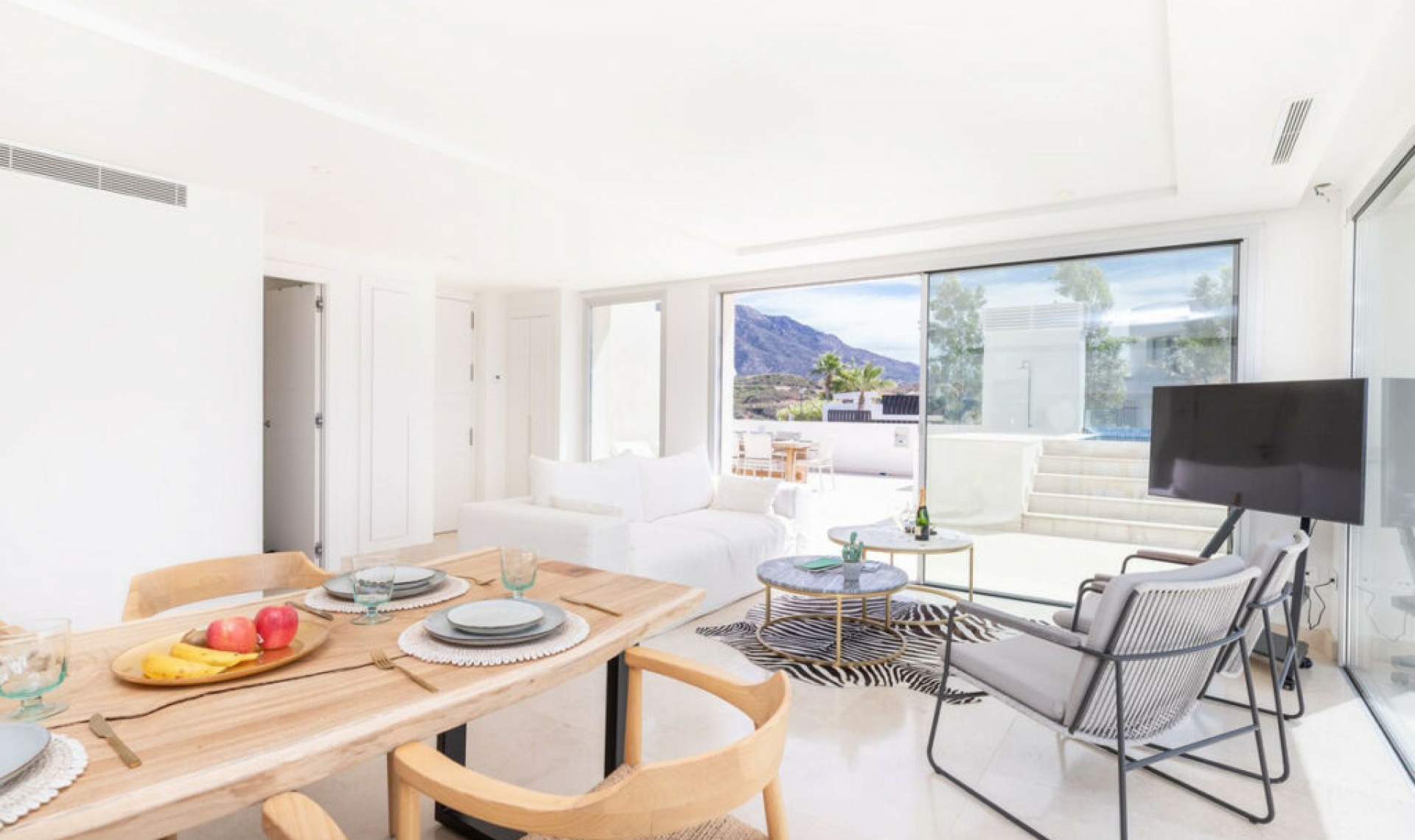Resale - Apartment -
Nueva Andalucía