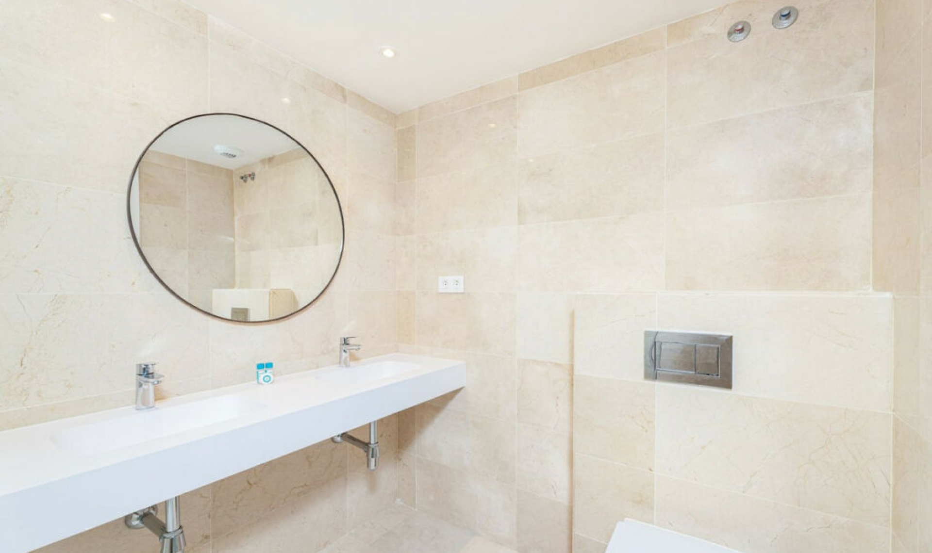 Resale - Apartment -
Nueva Andalucía