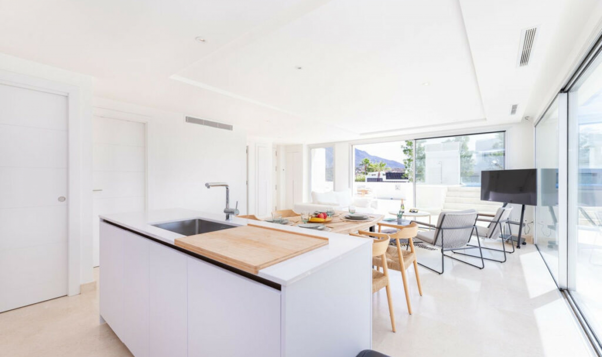 Resale - Apartment -
Nueva Andalucía