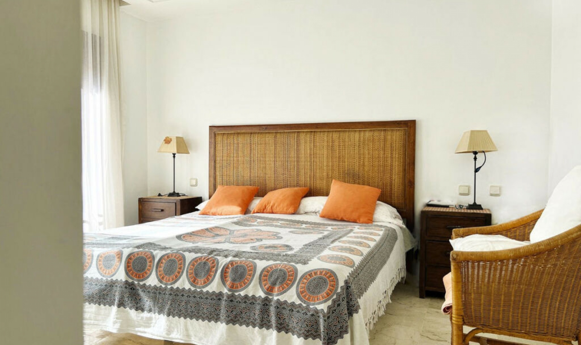 Resale - Apartment -
Nueva Andalucía