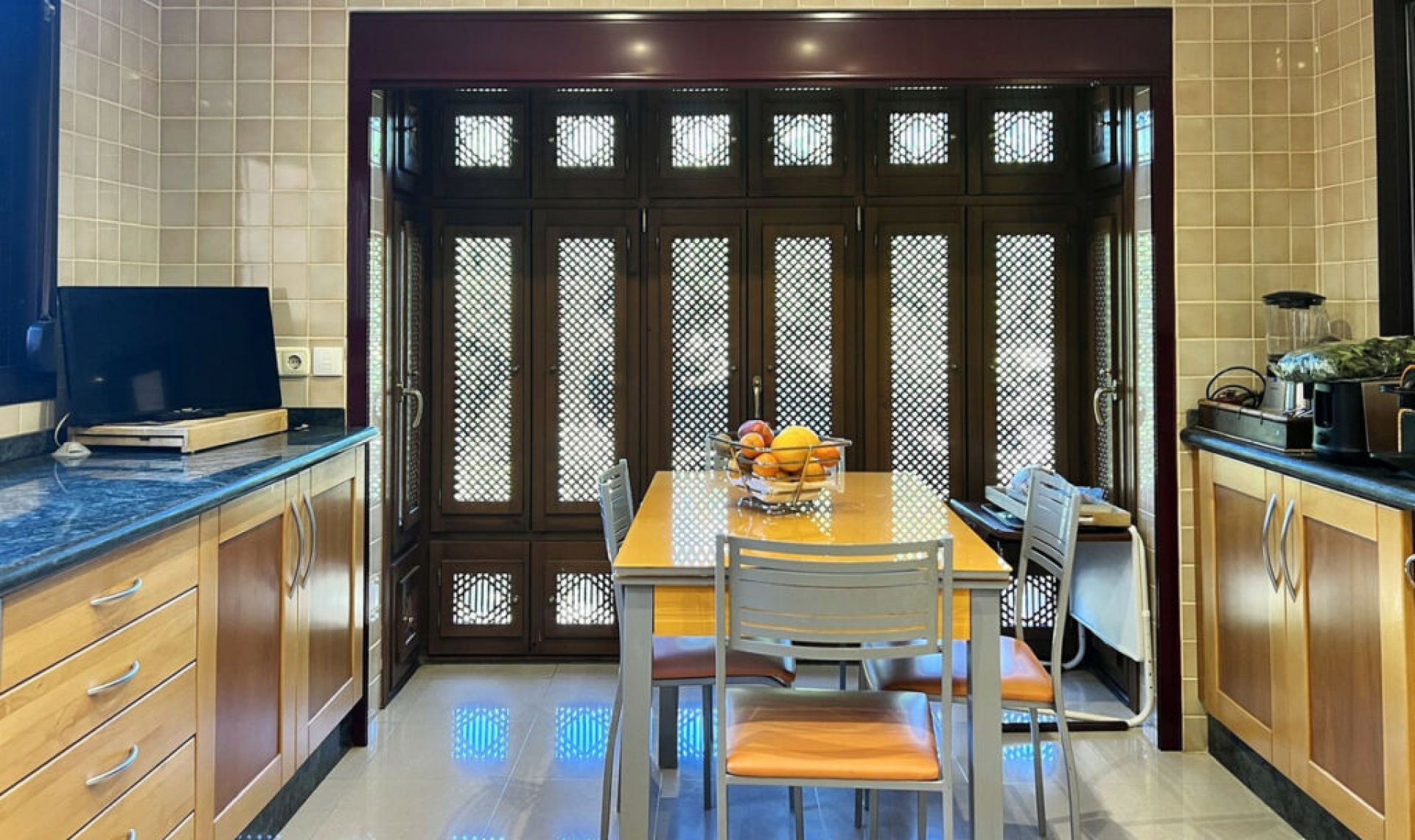 Resale - Apartment -
Nueva Andalucía