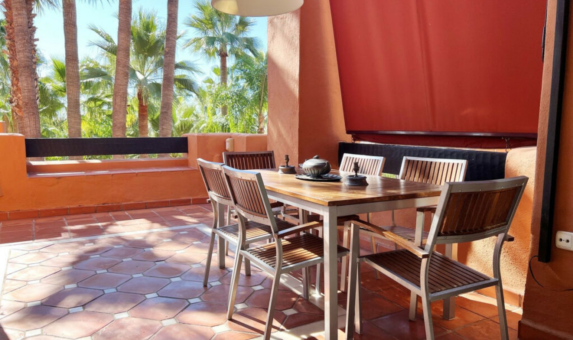 Resale - Apartment -
Nueva Andalucía