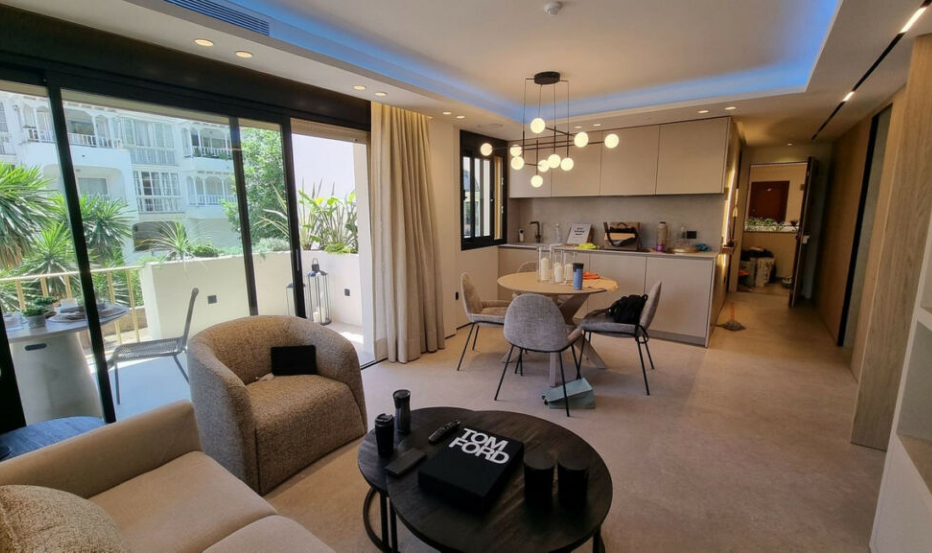 Resale - Apartment -
Nueva Andalucía