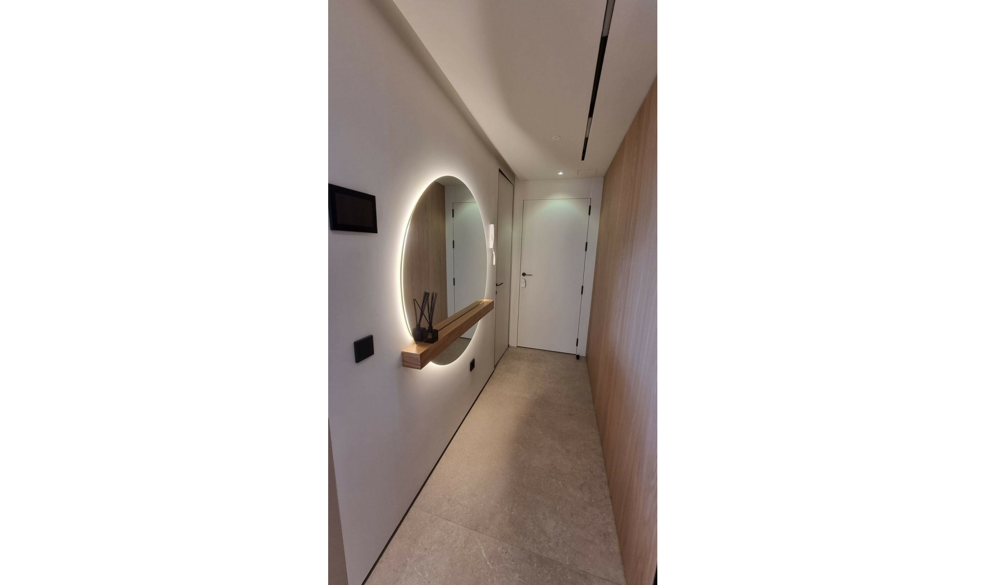 Resale - Apartment -
Nueva Andalucía