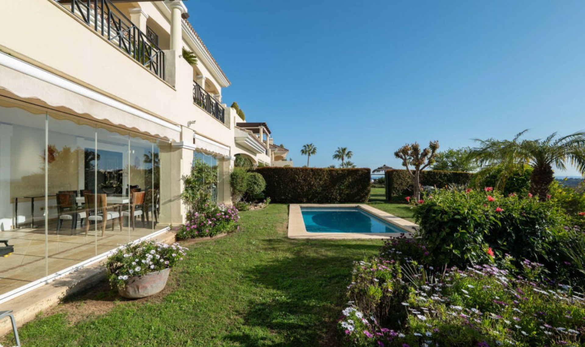 Resale - Apartment -
Nueva Andalucía