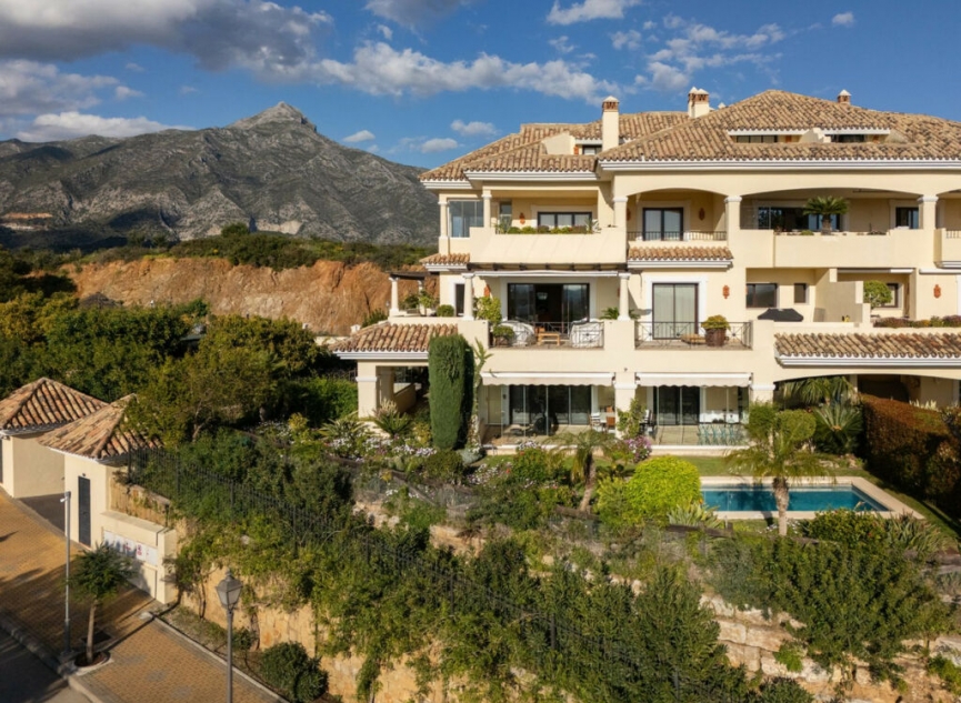 Resale - Apartment -
Nueva Andalucía