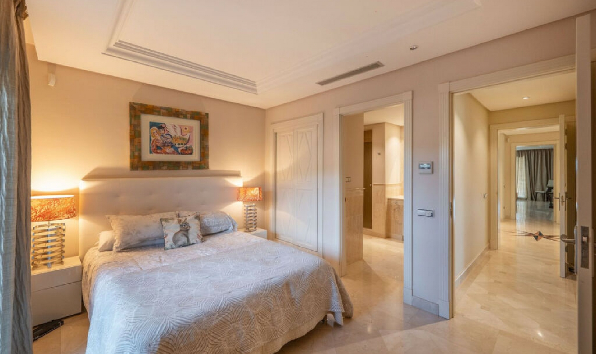 Resale - Apartment -
Nueva Andalucía