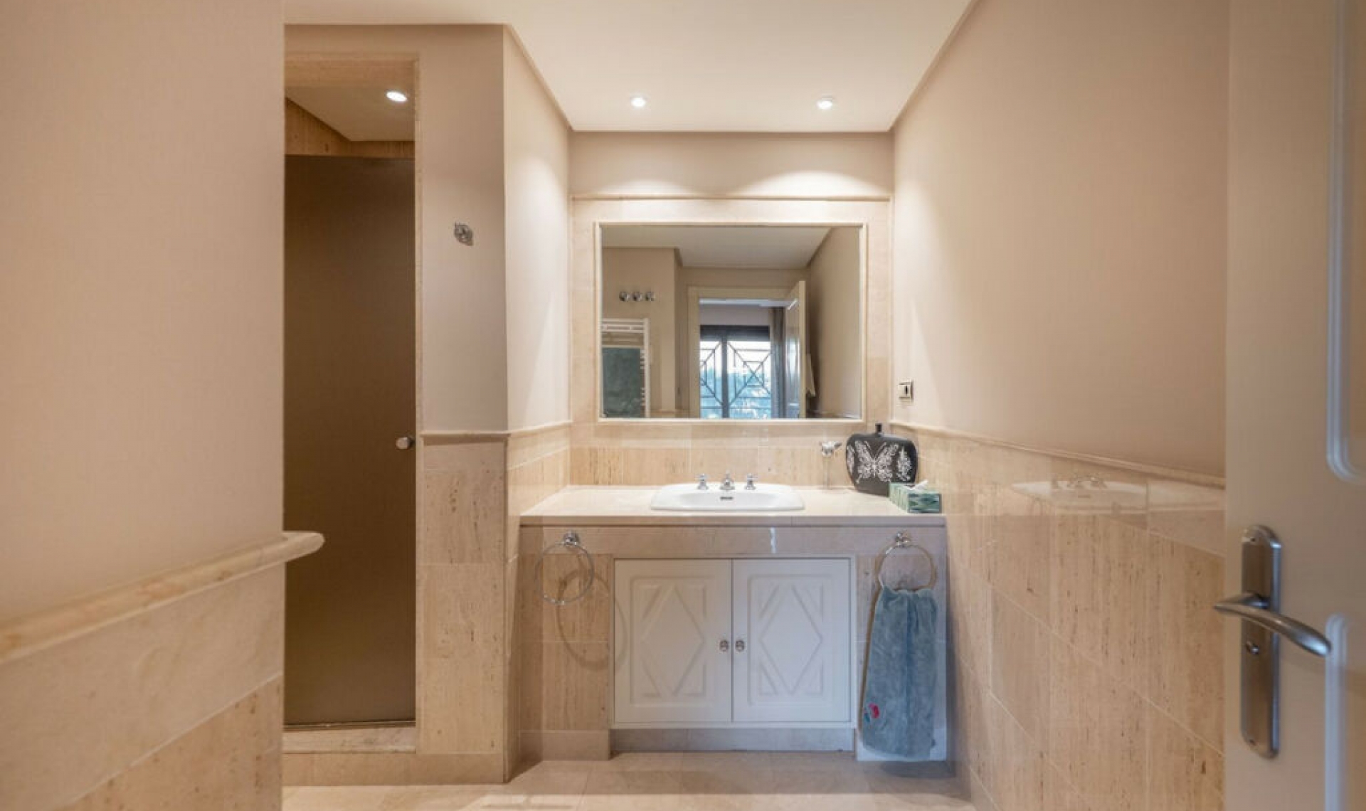 Resale - Apartment -
Nueva Andalucía