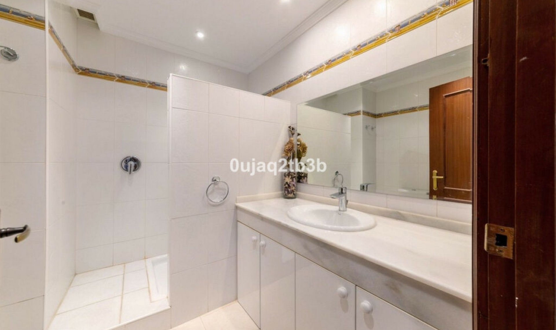 Resale - Apartment -
Nueva Andalucía