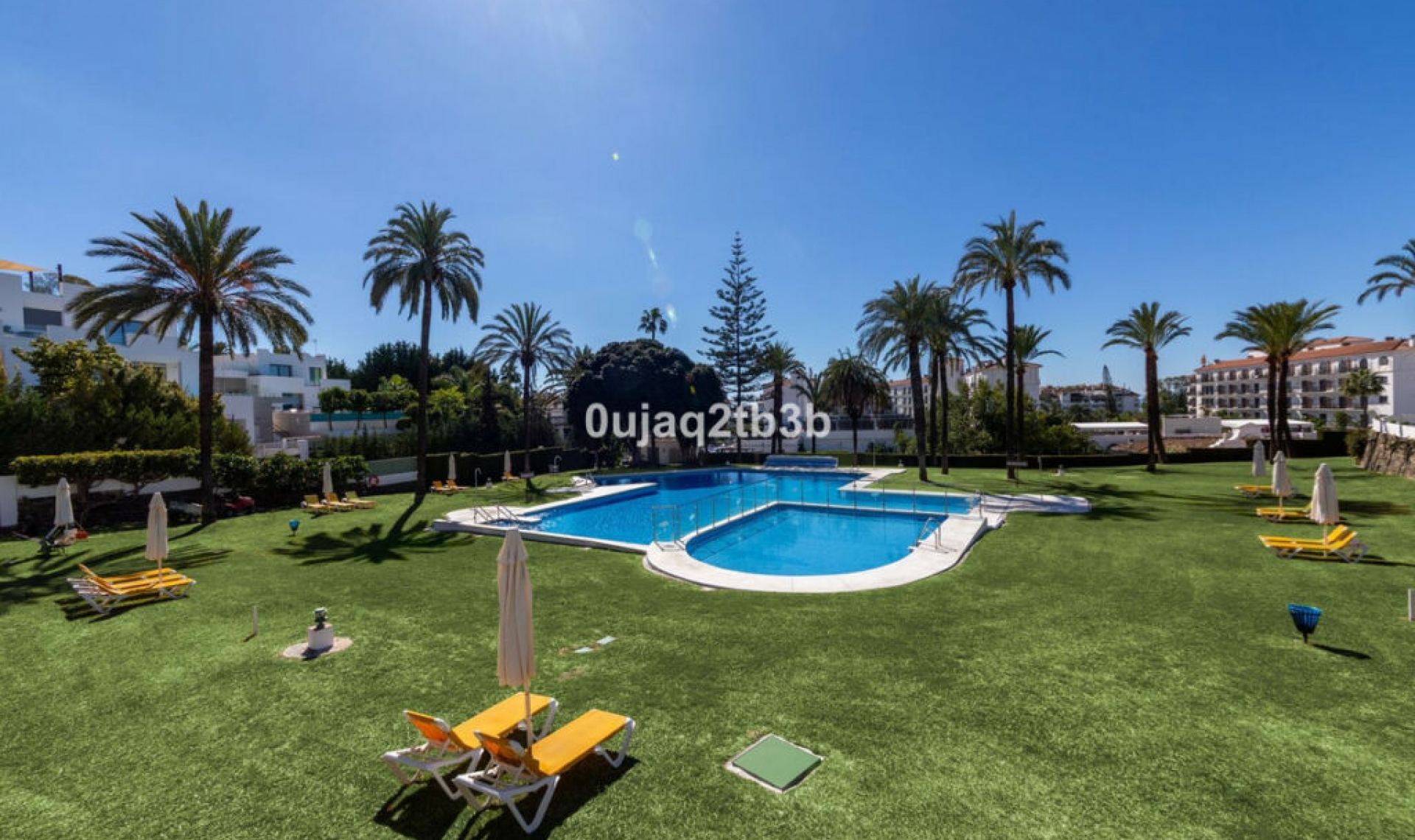 Resale - Apartment -
Nueva Andalucía