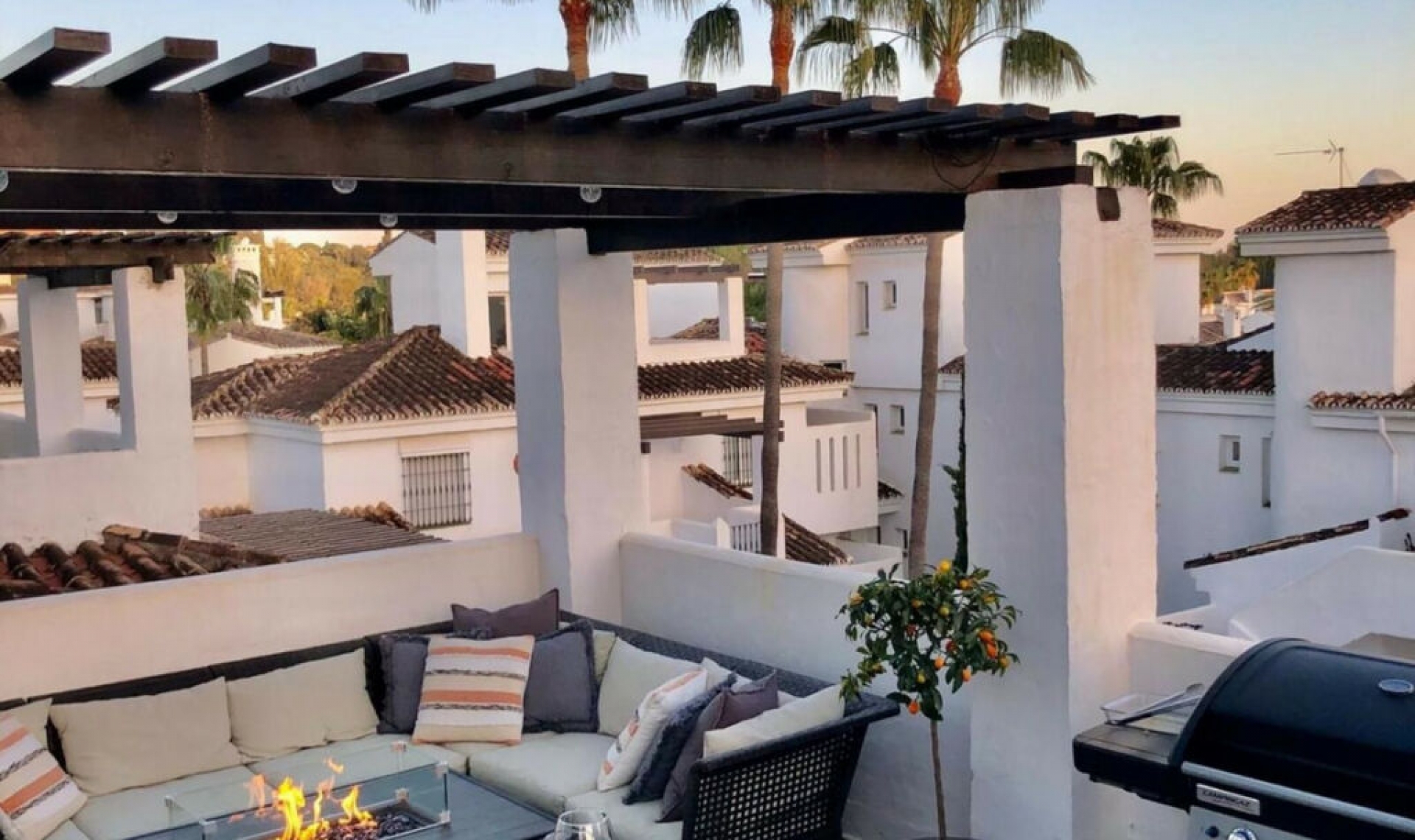 Resale - Apartment -
Nueva Andalucía