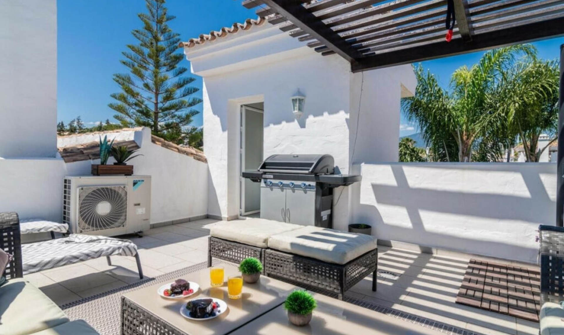 Resale - Apartment -
Nueva Andalucía