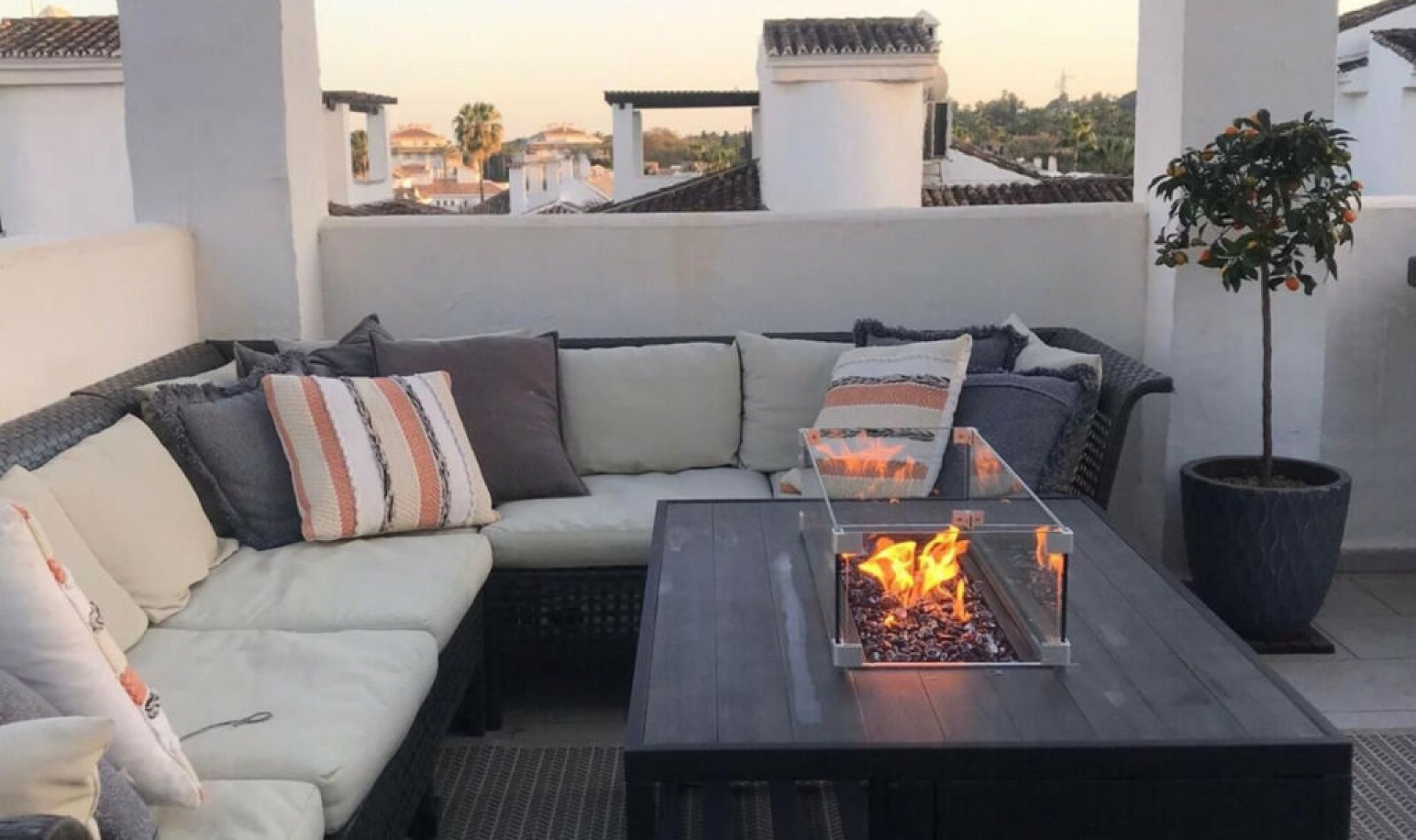 Resale - Apartment -
Nueva Andalucía