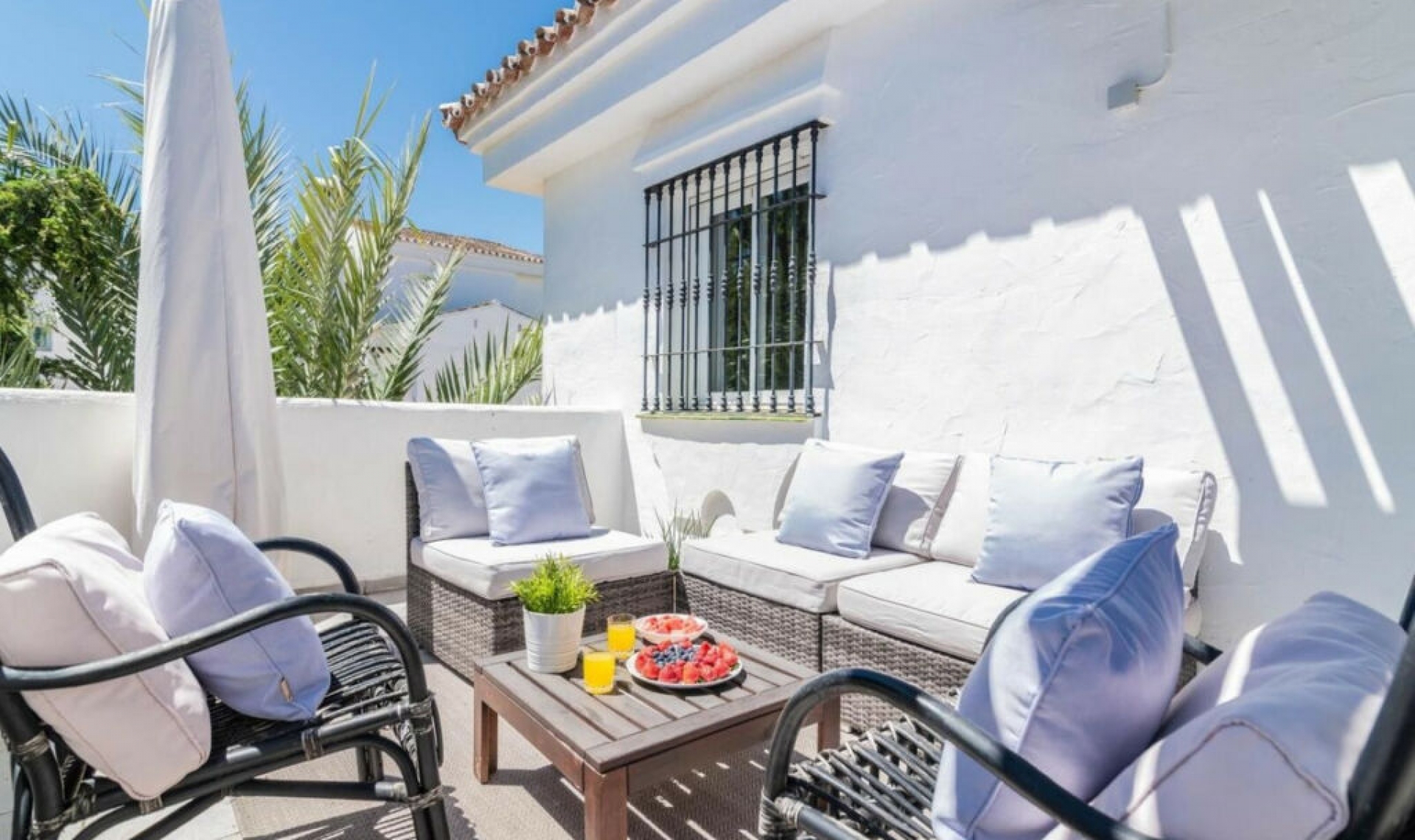 Resale - Apartment -
Nueva Andalucía