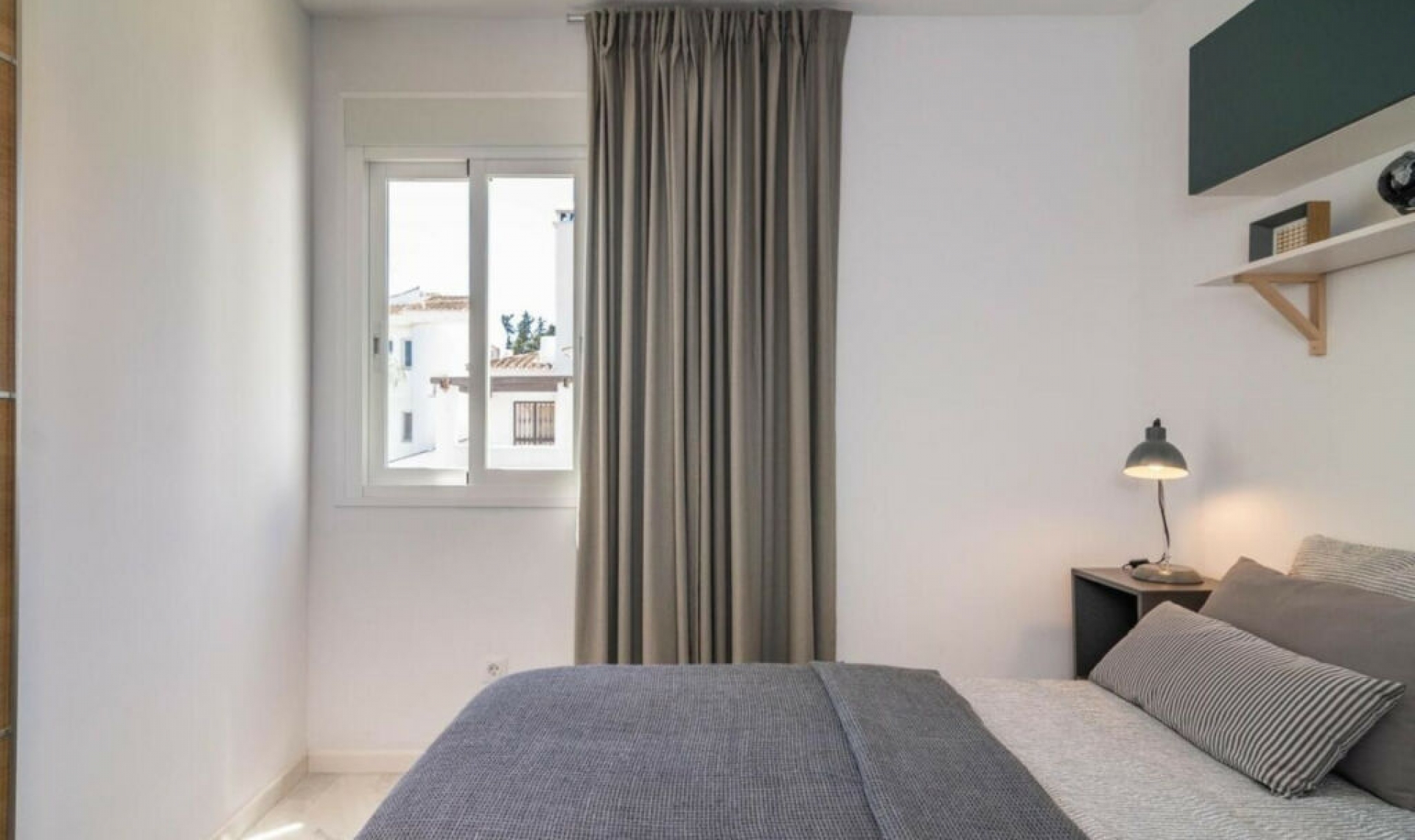 Resale - Apartment -
Nueva Andalucía