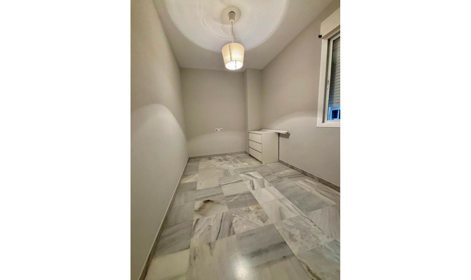 Resale - Apartment -
Nueva Andalucía