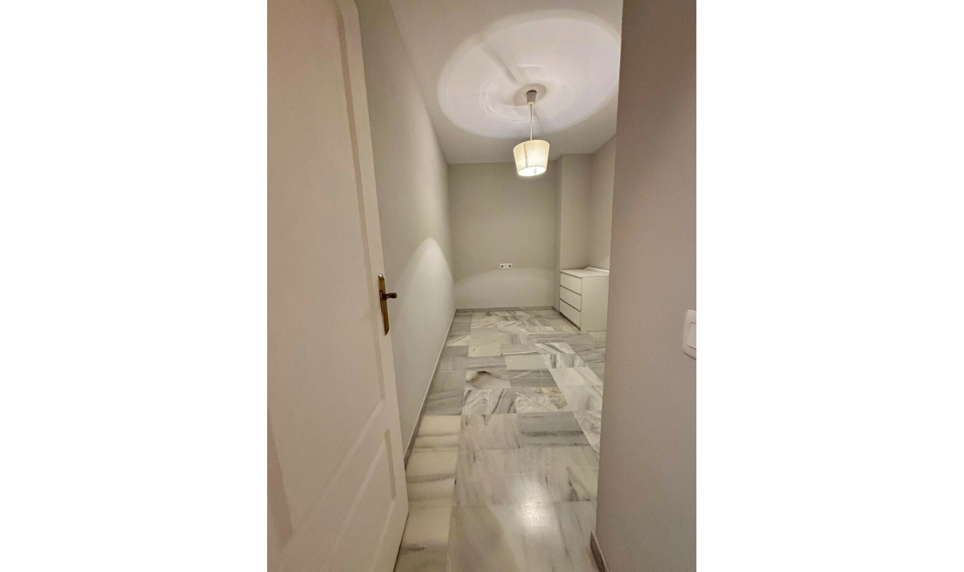 Resale - Apartment -
Nueva Andalucía
