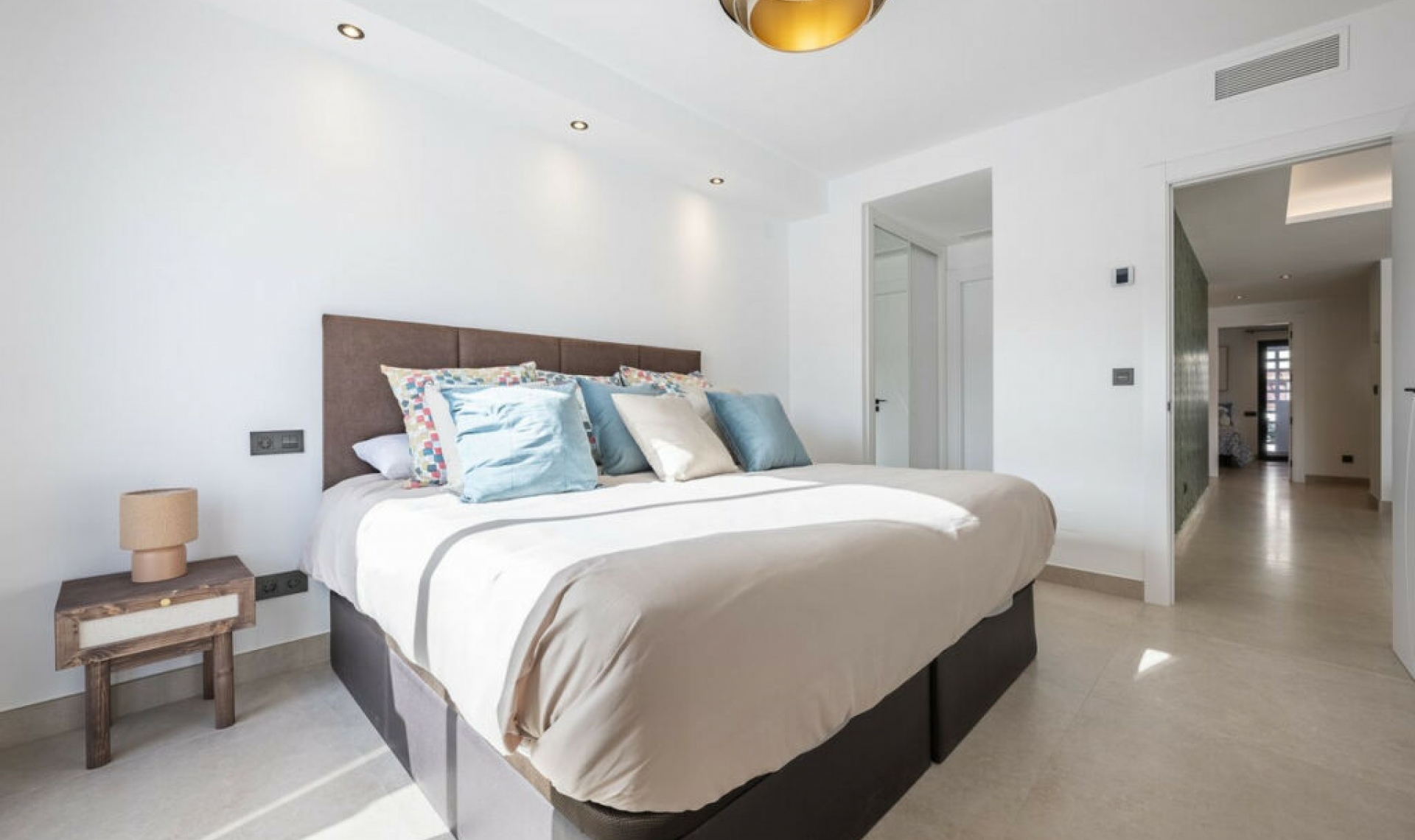 Resale - Apartment -
Nueva Andalucía