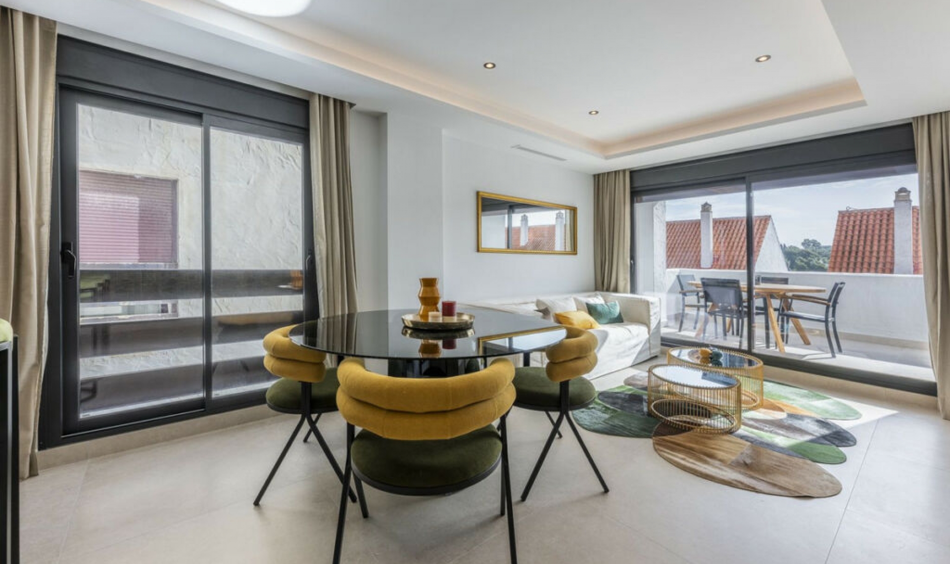 Resale - Apartment -
Nueva Andalucía