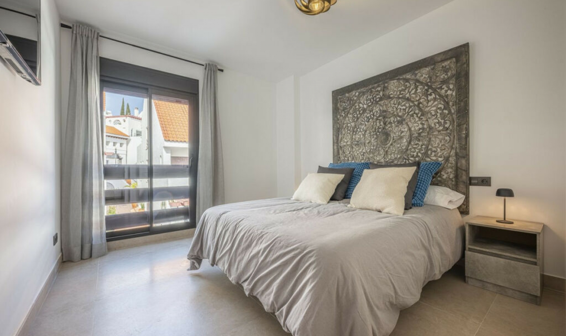 Resale - Apartment -
Nueva Andalucía