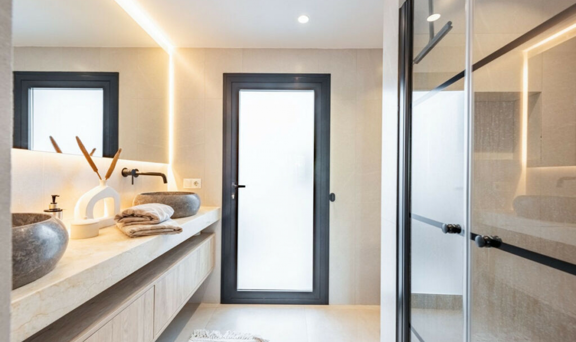 Resale - Apartment -
Nueva Andalucía