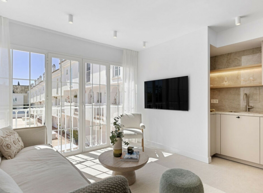 Resale - Apartment -
Nueva Andalucía