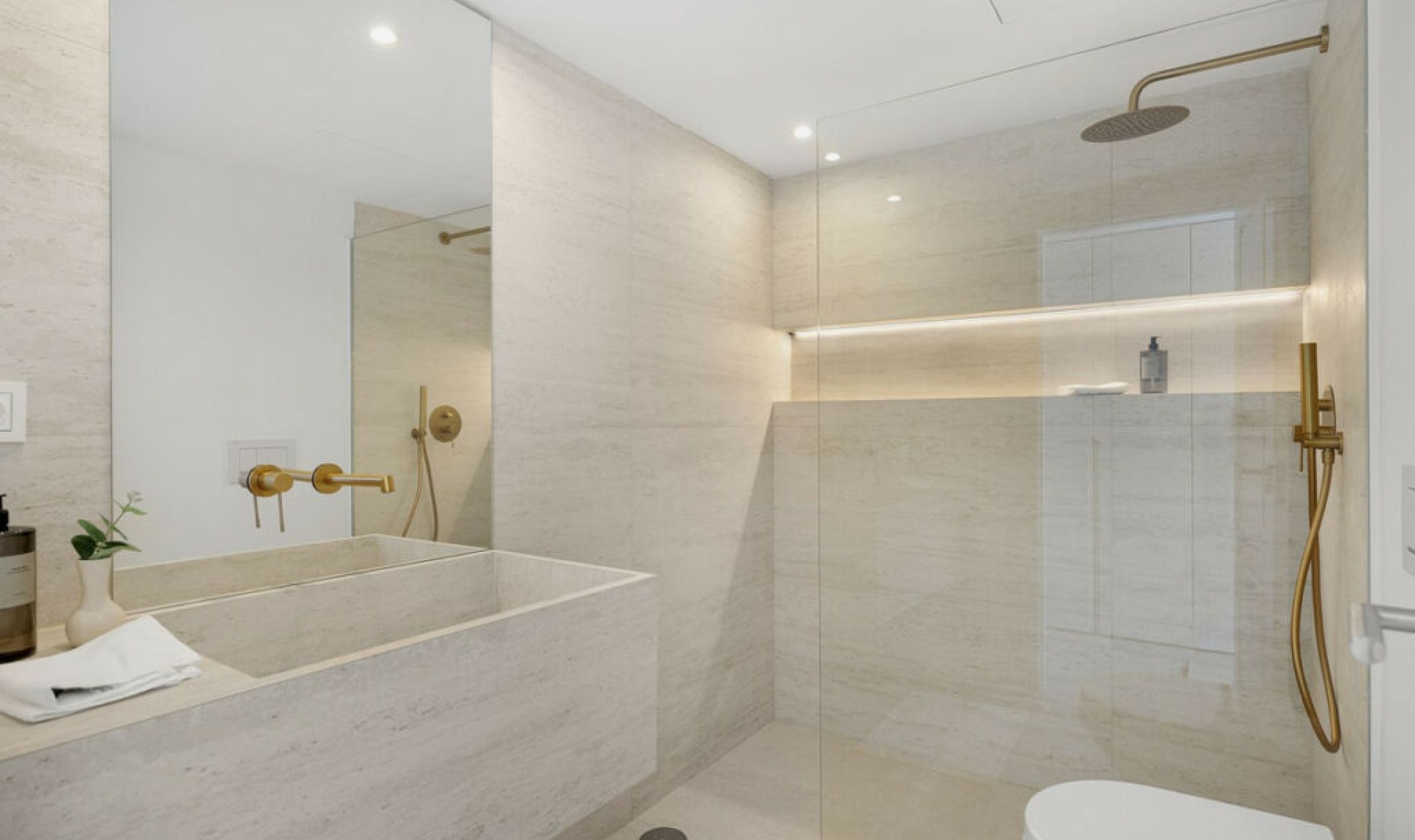 Resale - Apartment -
Nueva Andalucía