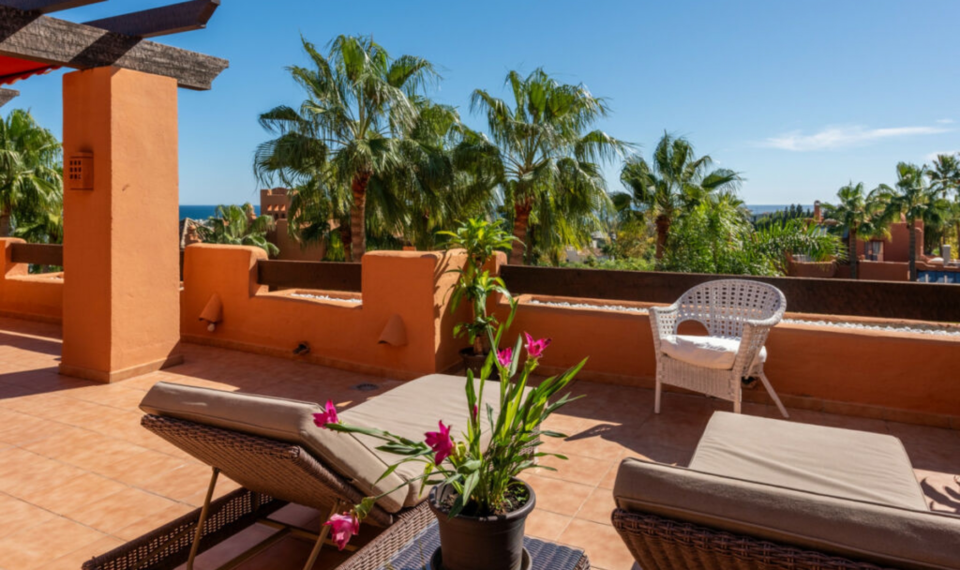 Resale - Apartment -
Nueva Andalucía