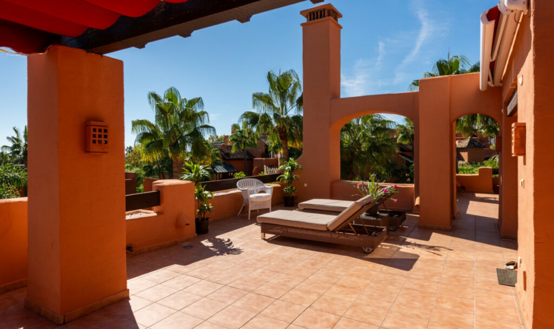 Resale - Apartment -
Nueva Andalucía