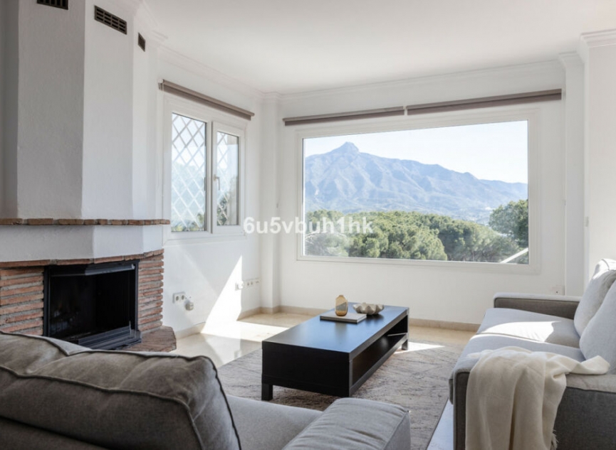 Resale - Apartment -
Nueva Andalucía