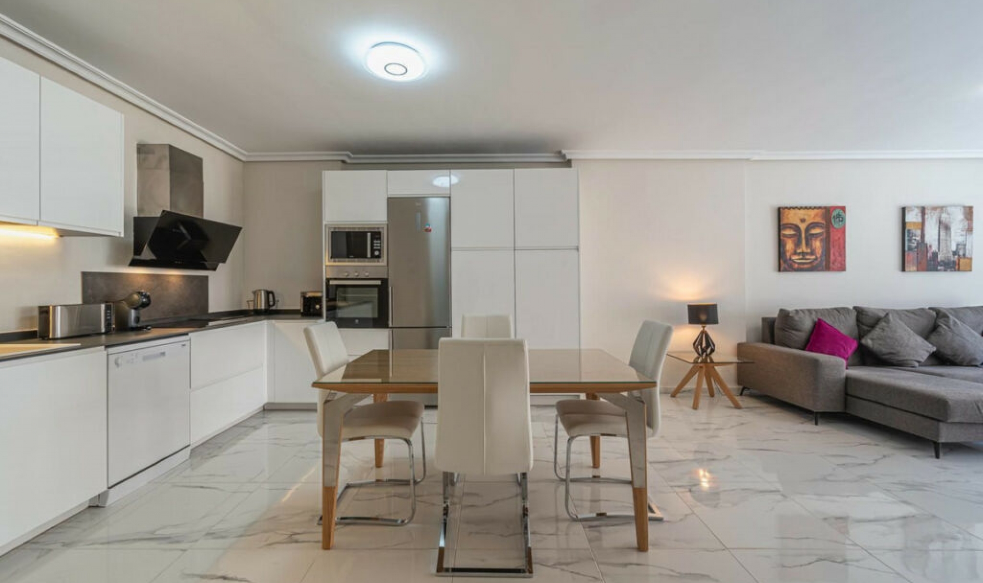 Resale - Apartment -
Nueva Andalucía