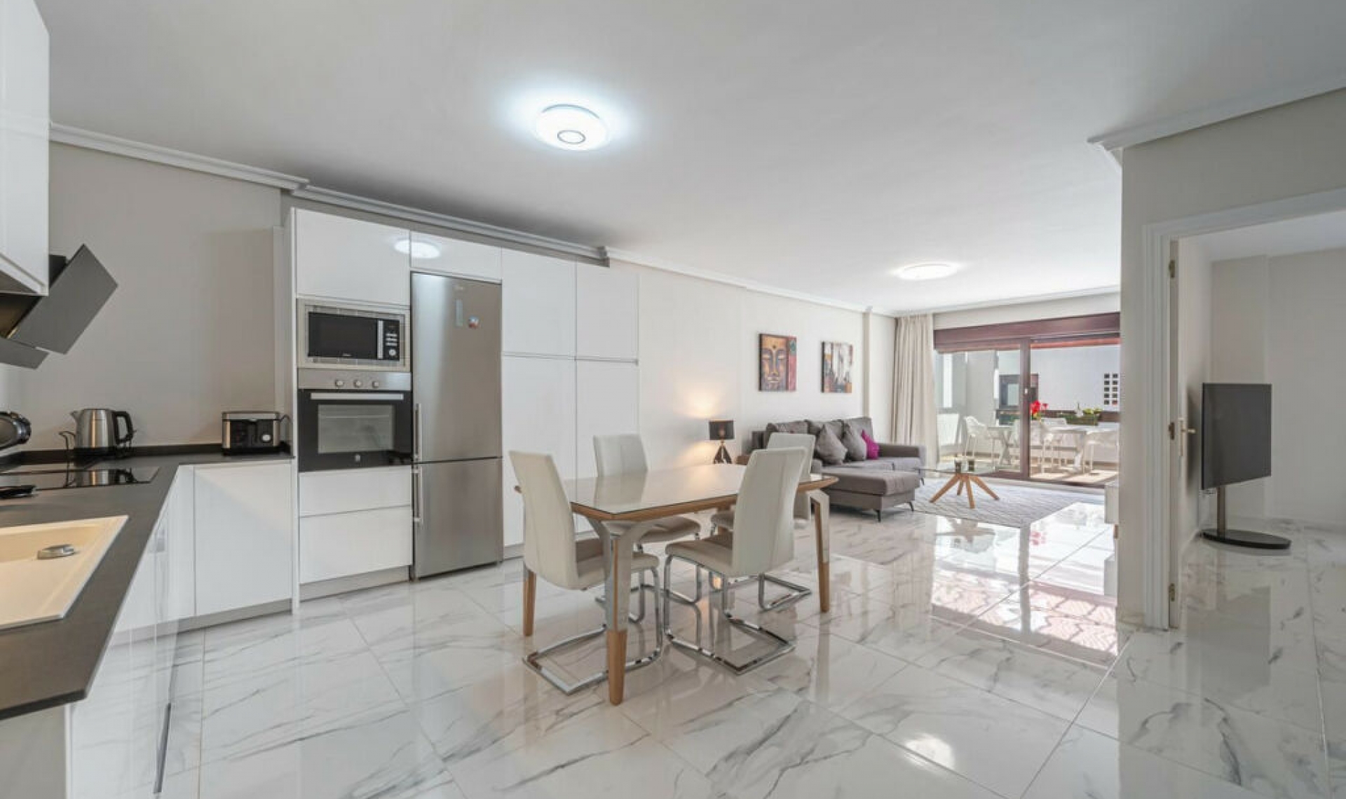 Resale - Apartment -
Nueva Andalucía