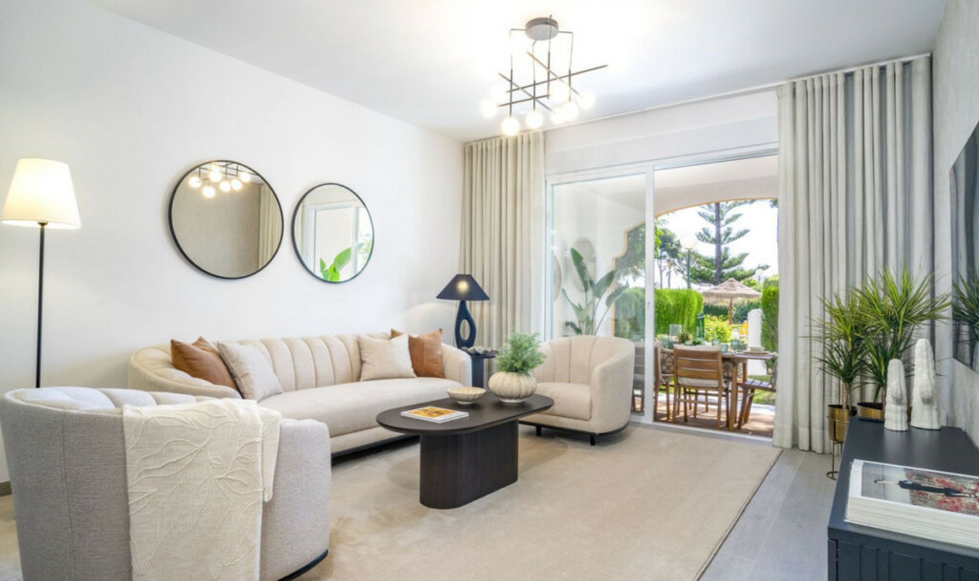 Resale - Apartment -
Nueva Andalucía