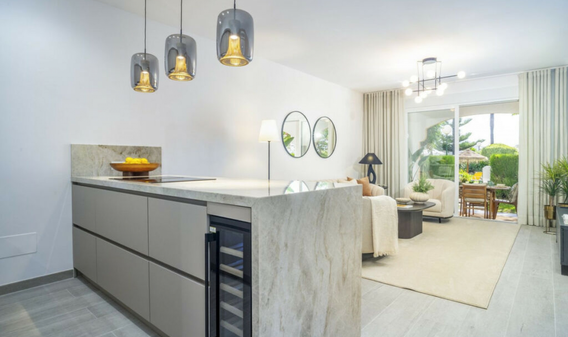 Resale - Apartment -
Nueva Andalucía