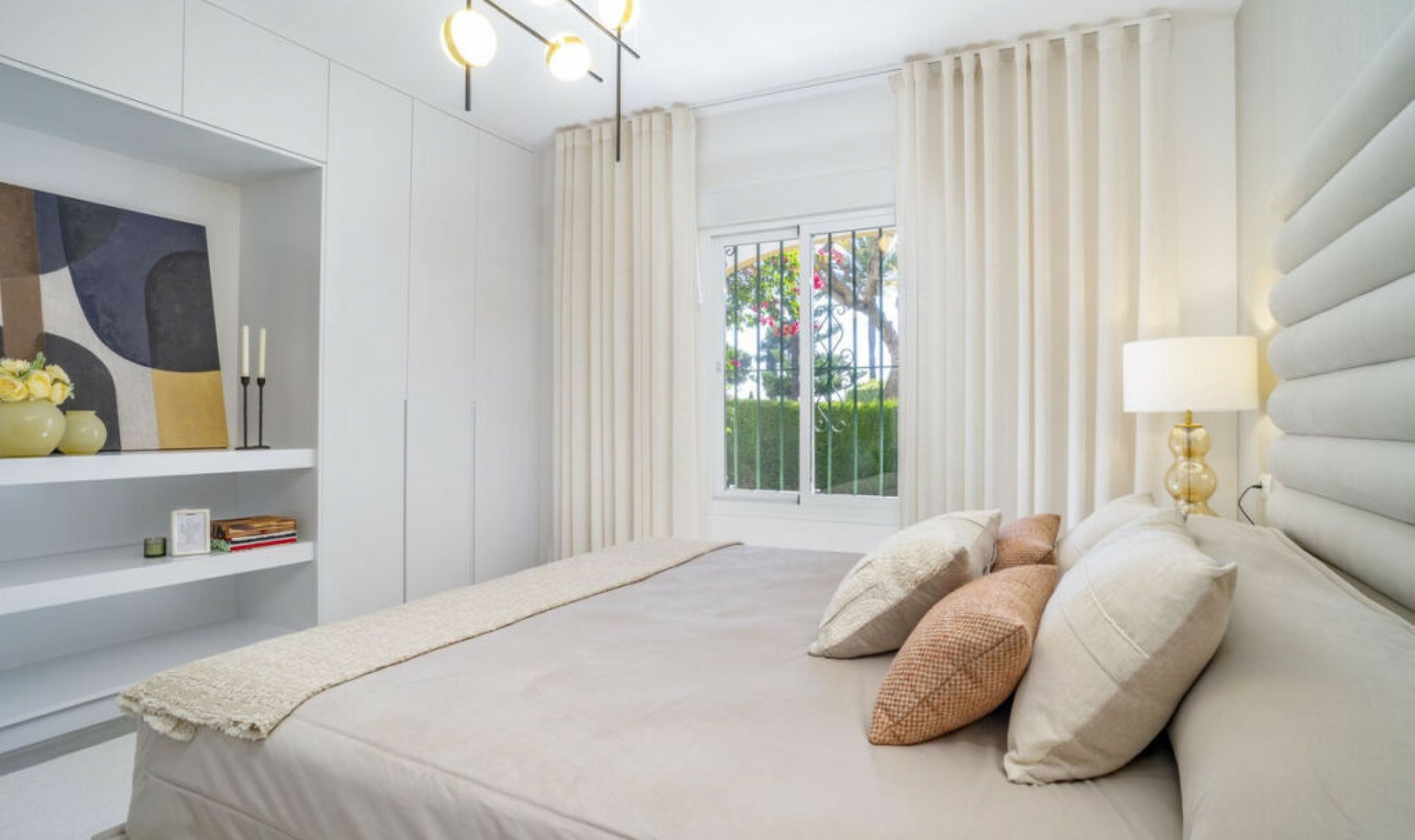 Resale - Apartment -
Nueva Andalucía