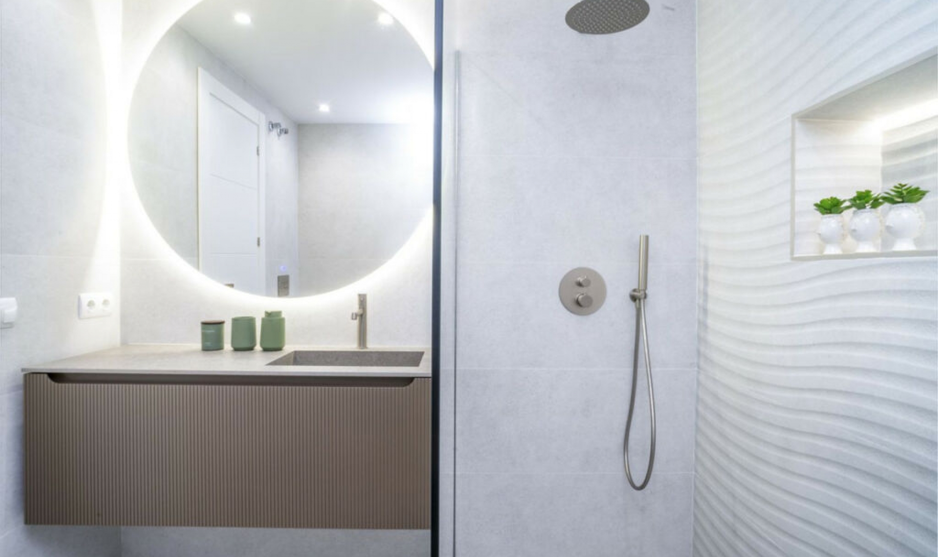 Resale - Apartment -
Nueva Andalucía